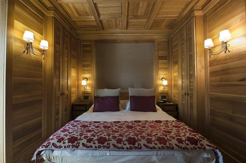 Il Gatto Bianco Hotel Пескокостанзо Екстериор снимка